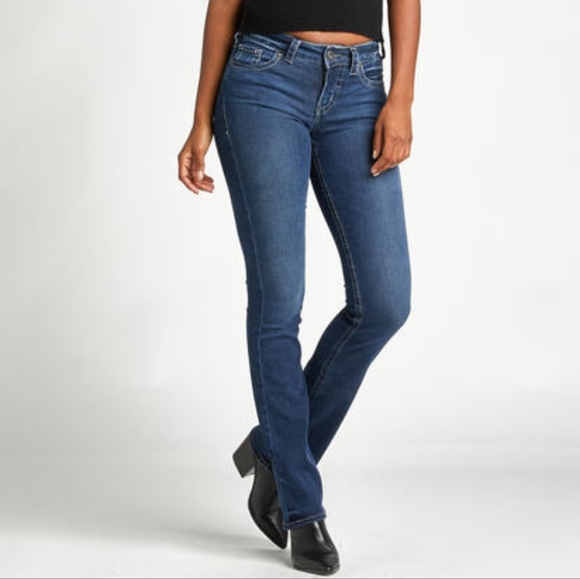 Jeans Bootcut Silver Aiko Femme Taille 26, Bleu, Taille Mid Rise, Inseam 31